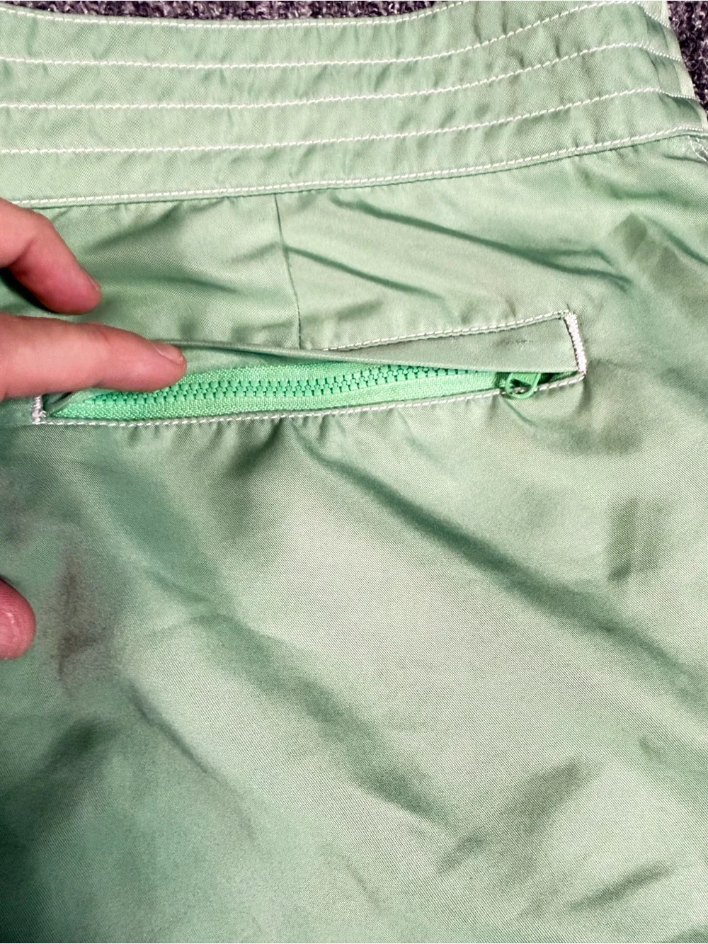 Vineyard Vines Mint Green Men’s Swim Board Shorts size 38